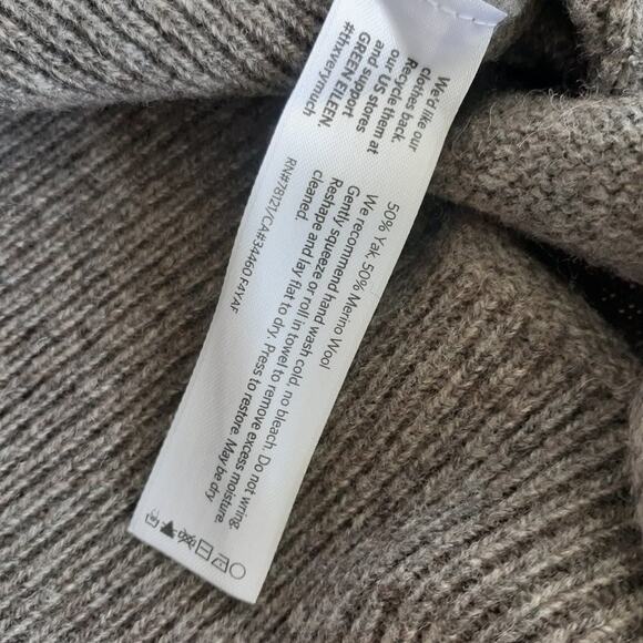 EILEEN FISHER Merino Wool + Yak Gray Black Colorblock Crew Neck Sweater - Picture 7 of 8